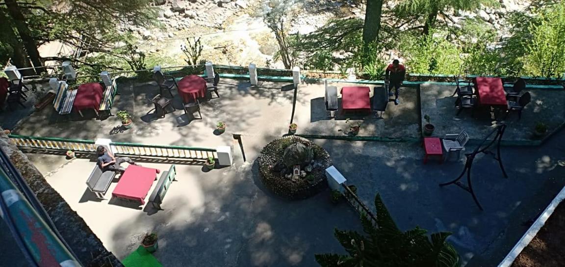 Hotel Deep Forest Kasol Buitenkant foto