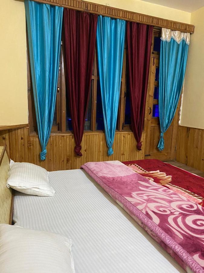 Hotel Deep Forest Kasol Buitenkant foto