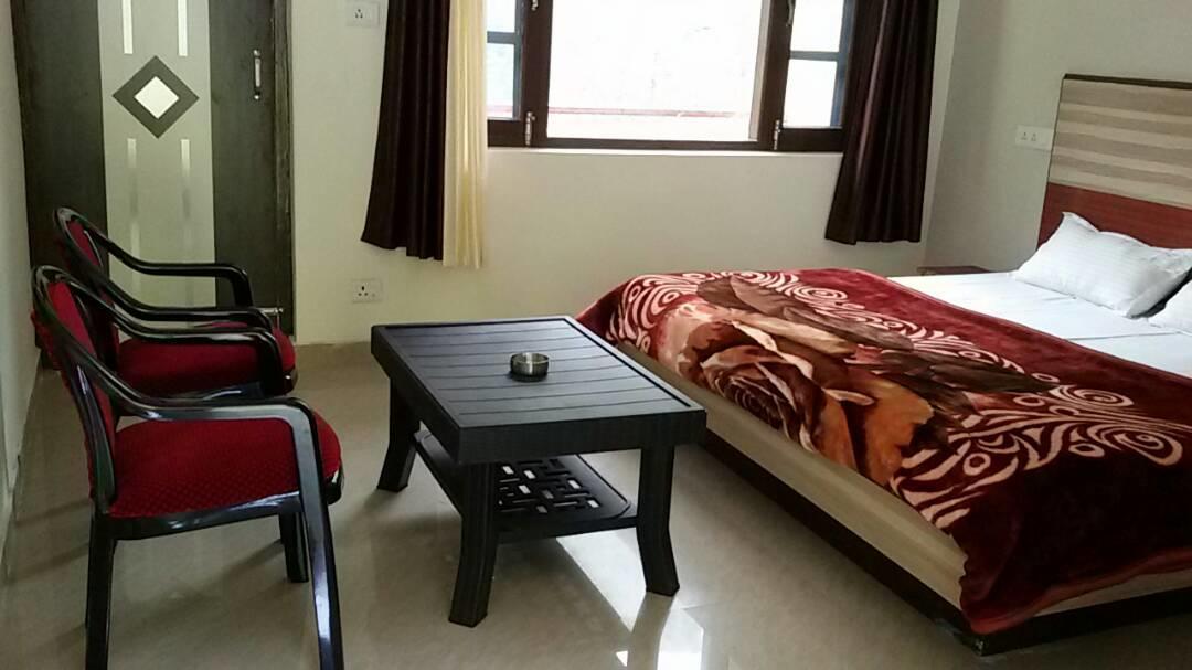 Hotel Deep Forest Kasol Buitenkant foto